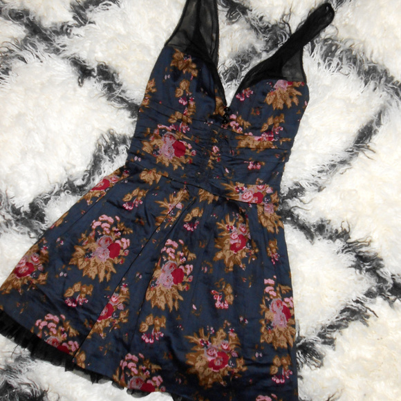 Free People Dresses & Skirts - Vintage Free People Navy Floral Tiered Dress